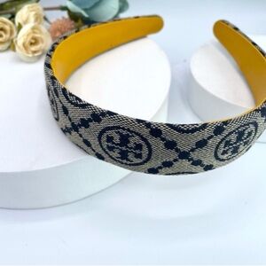 Elegant Tory Burch Navy and Yellow Monogram Patterned Headband